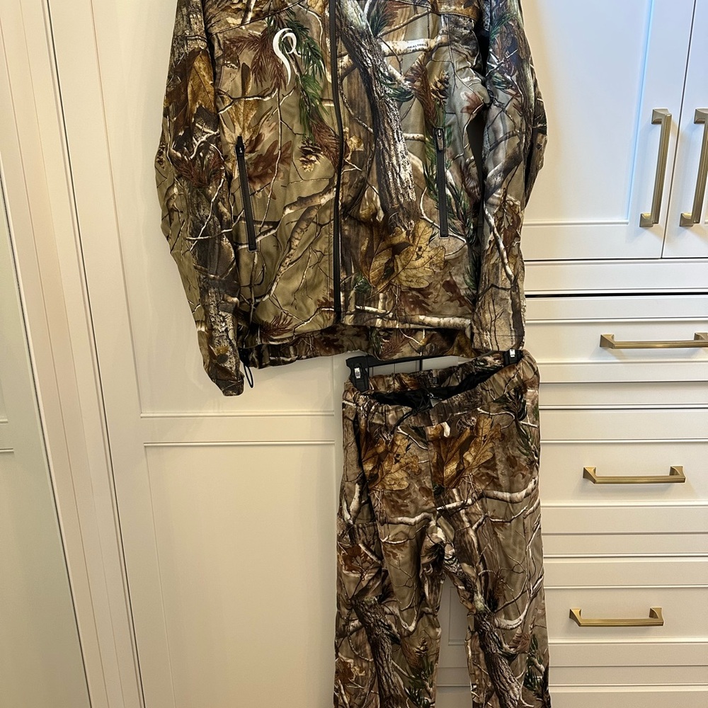 Prois Hunting Apparel women’s rain gear
